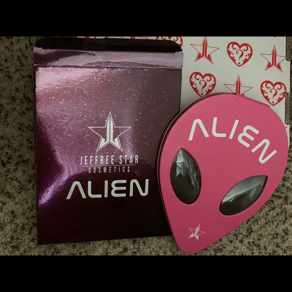 Authentic Jeffree Star Alien Palette - Brand New